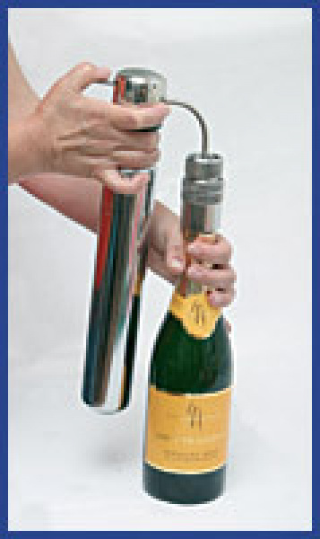 Conserve Champagner with CO2
